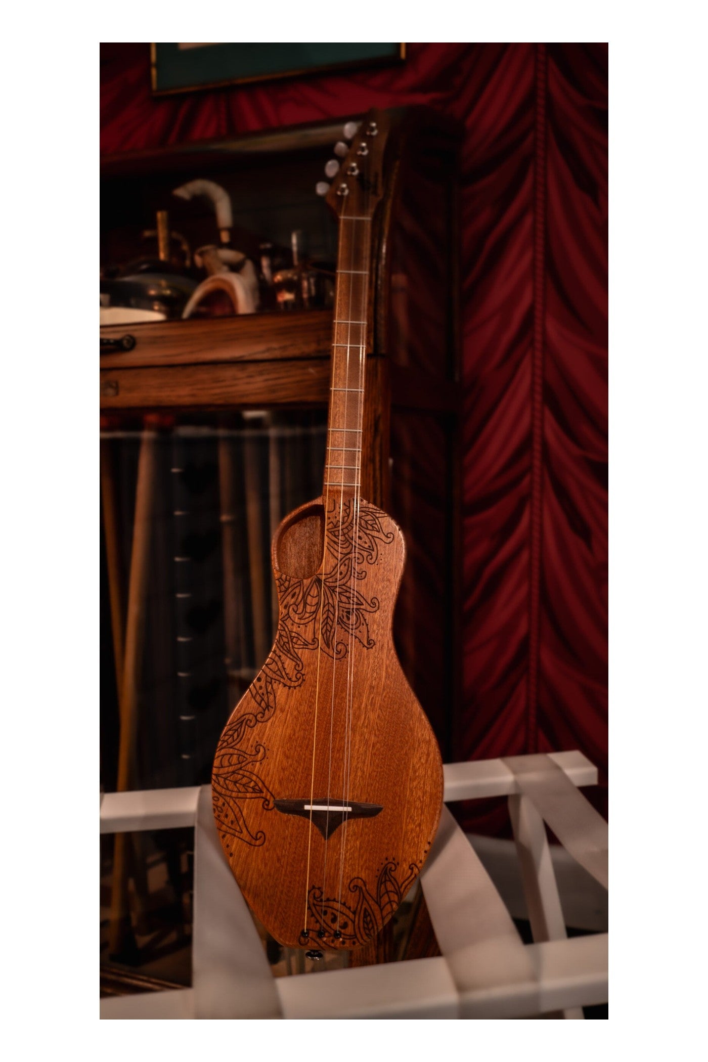 the Boondocker Classic Sapele Walking Dulcimer Acoustic 4-String w/Henna Top